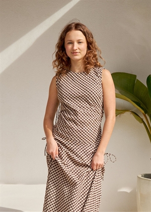 PRE-ORDER / Saxton check kjole Brown Neo Noir 